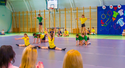 Uroczyste oddanie do użytku hali sportowej w Dobrzykowie