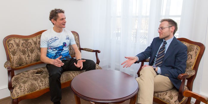 "Gąbin - zagłębie hardcorowych biegaczy..." - wywiad z maratończykiem Dariuszem Kiełbasą