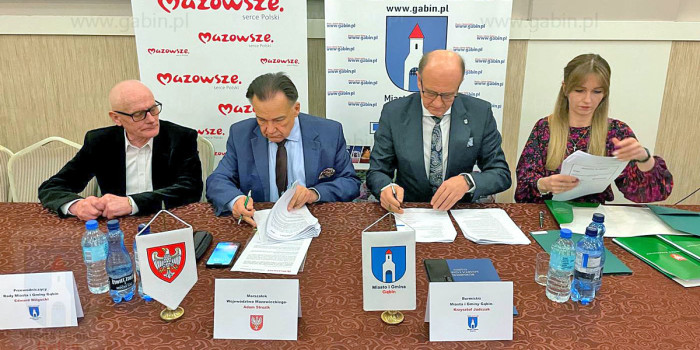  Podpisanie umów w ramach programów wsparcia Województwa Mazowieckiego dla Miasta i Gminy Gąbin
