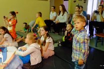amatorski-teatr-niewielki-w-przedszkolu-1-06-2017-017
